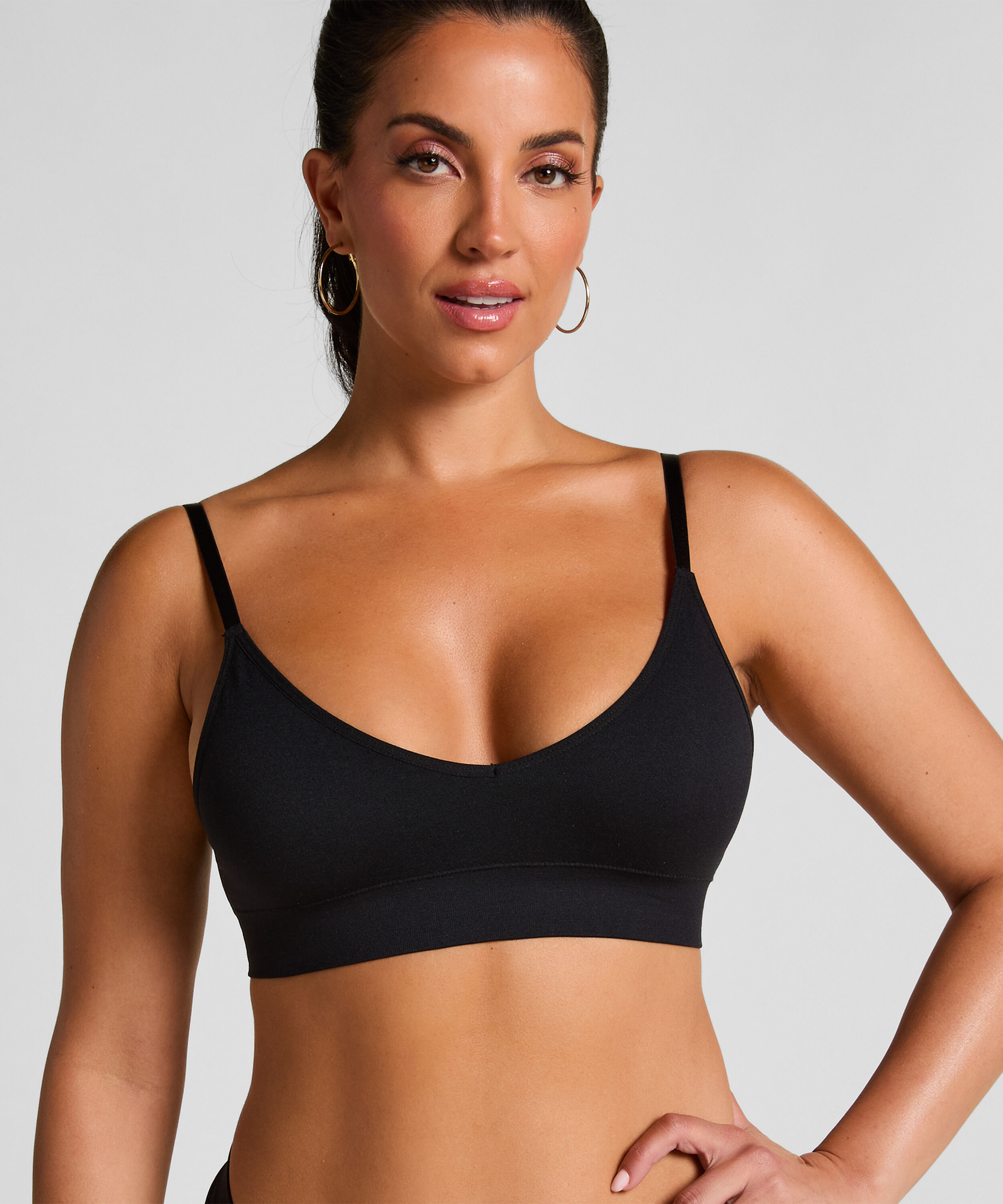 Dide Triangle Bralette, Black