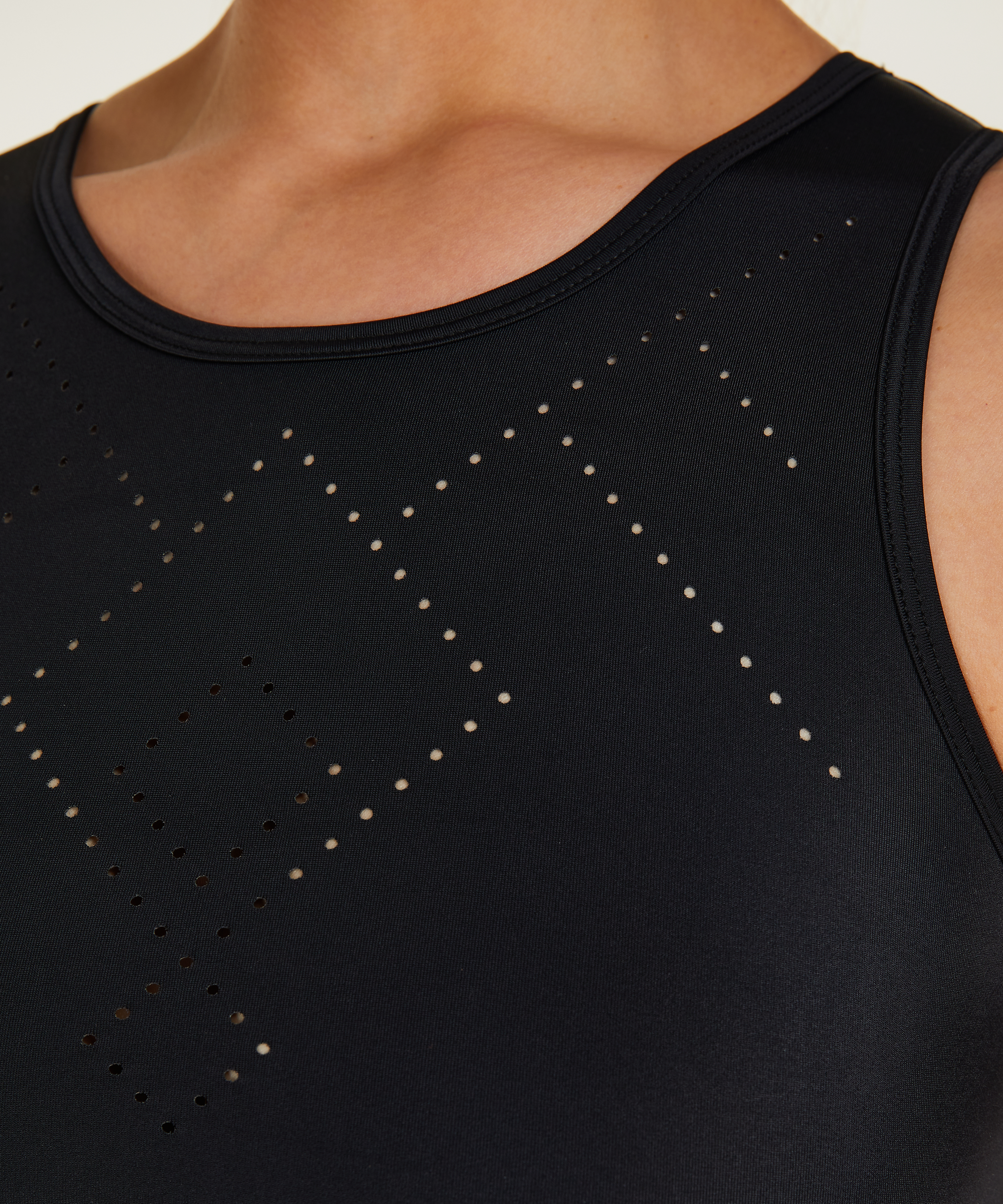 HKMX Sport crop tank top Naira, Black, main