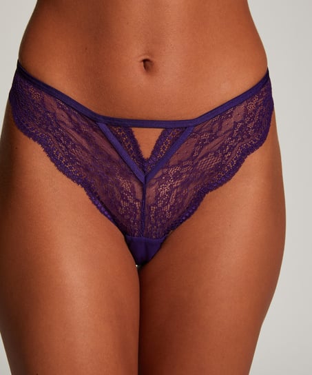 Isabelle Cheekini, Purple