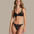 Antonia Thong, Black