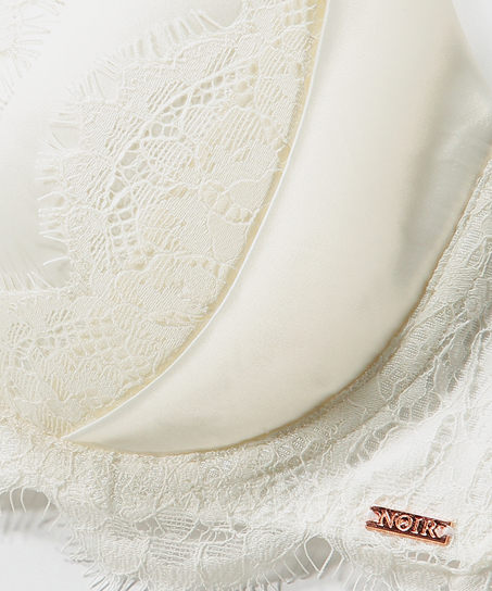 Hannako Padded Underwired Bra, White