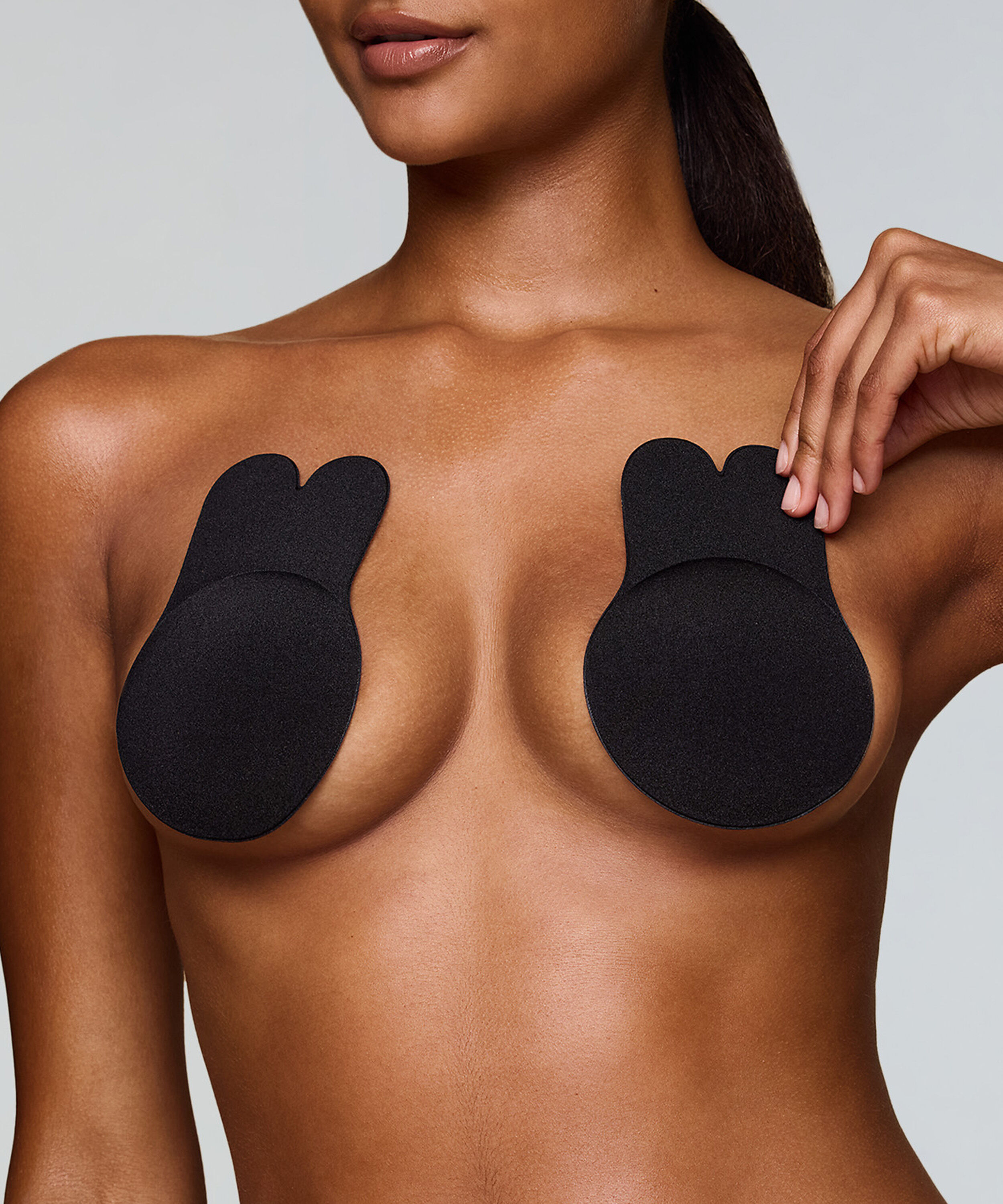 Stick on Lift Cups, Black