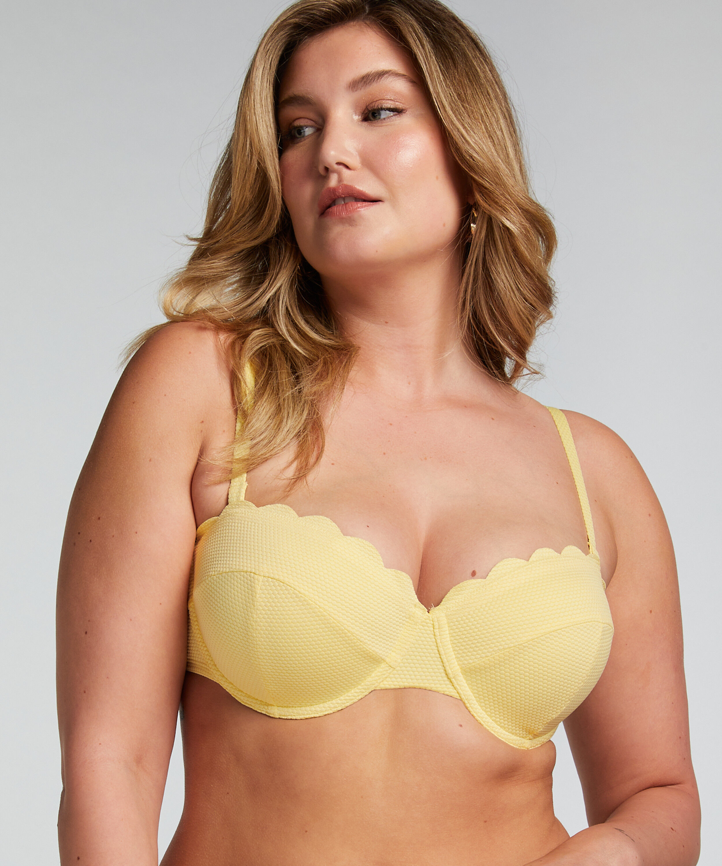 Scallop Padded Strapless Underwired Bikini Top Cup E +, Yellow