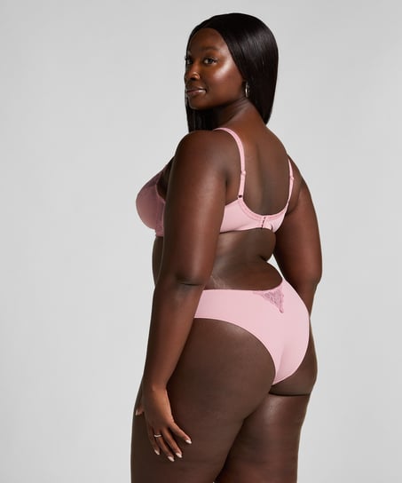 Brazilian Diva, Pink