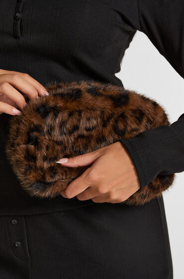 Hunkemöller Leopard Make-Up Bag and Scrunchie Set
