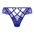 Amari Thong, Blue