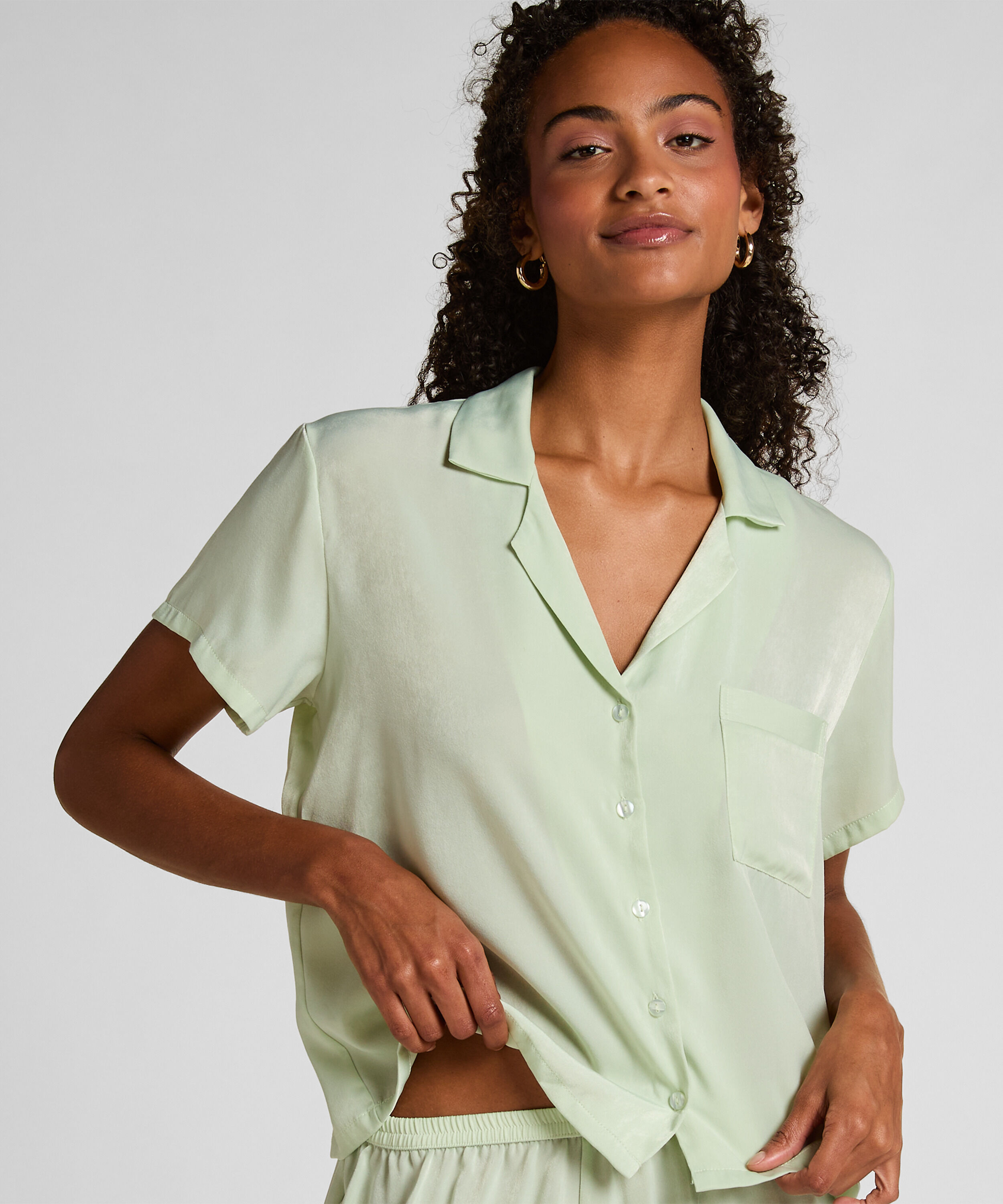 Satin Short-Sleeved Jacket, Green