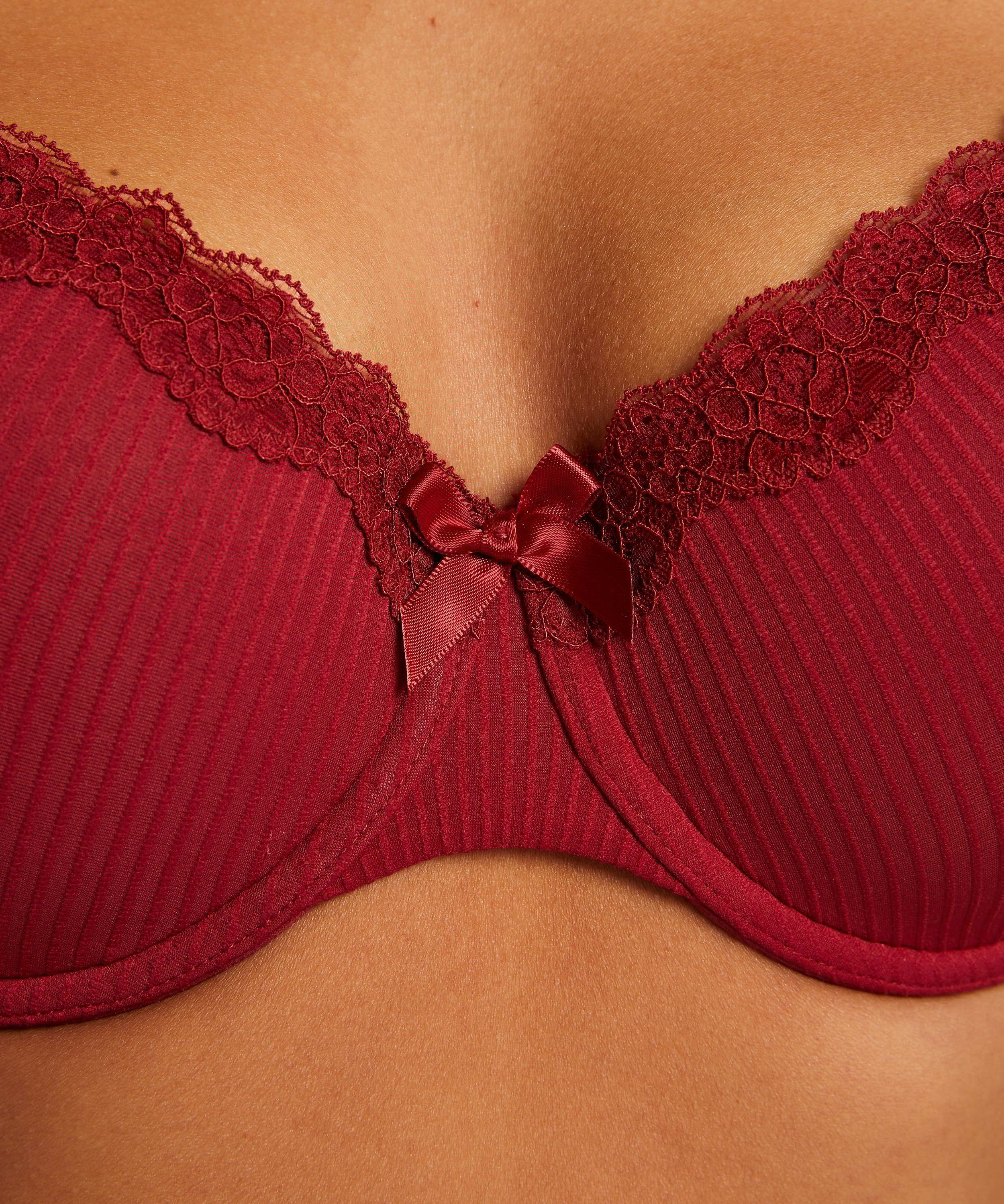 Lola Padded Underwired Bra, Red, main