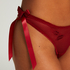 Bebe Thong, Red