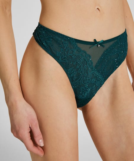 Isadora Brazilian, Green