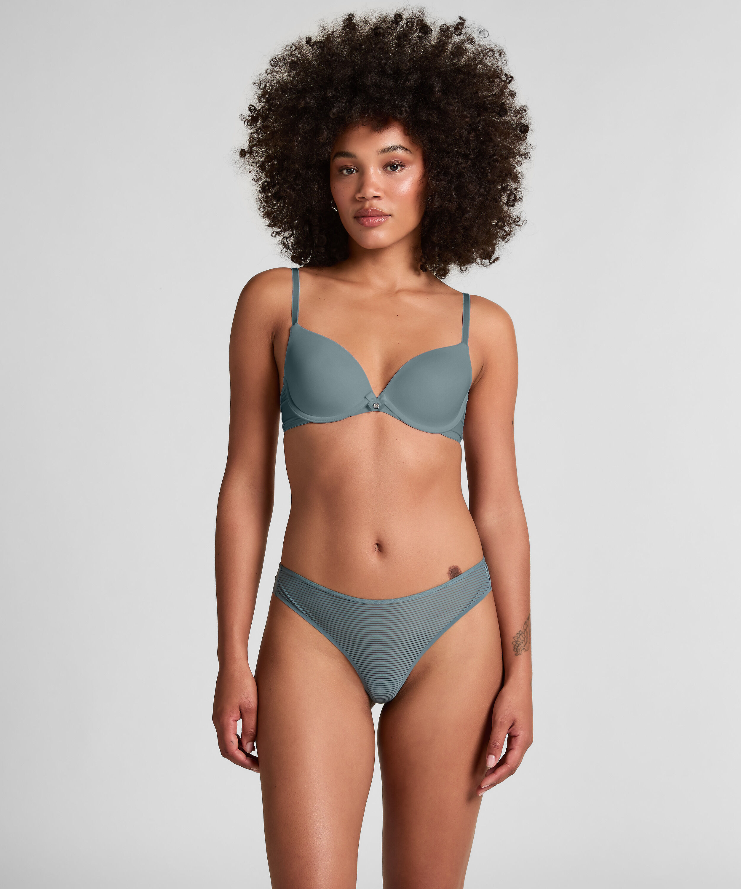 Invisible thong Stripe mesh, Grey