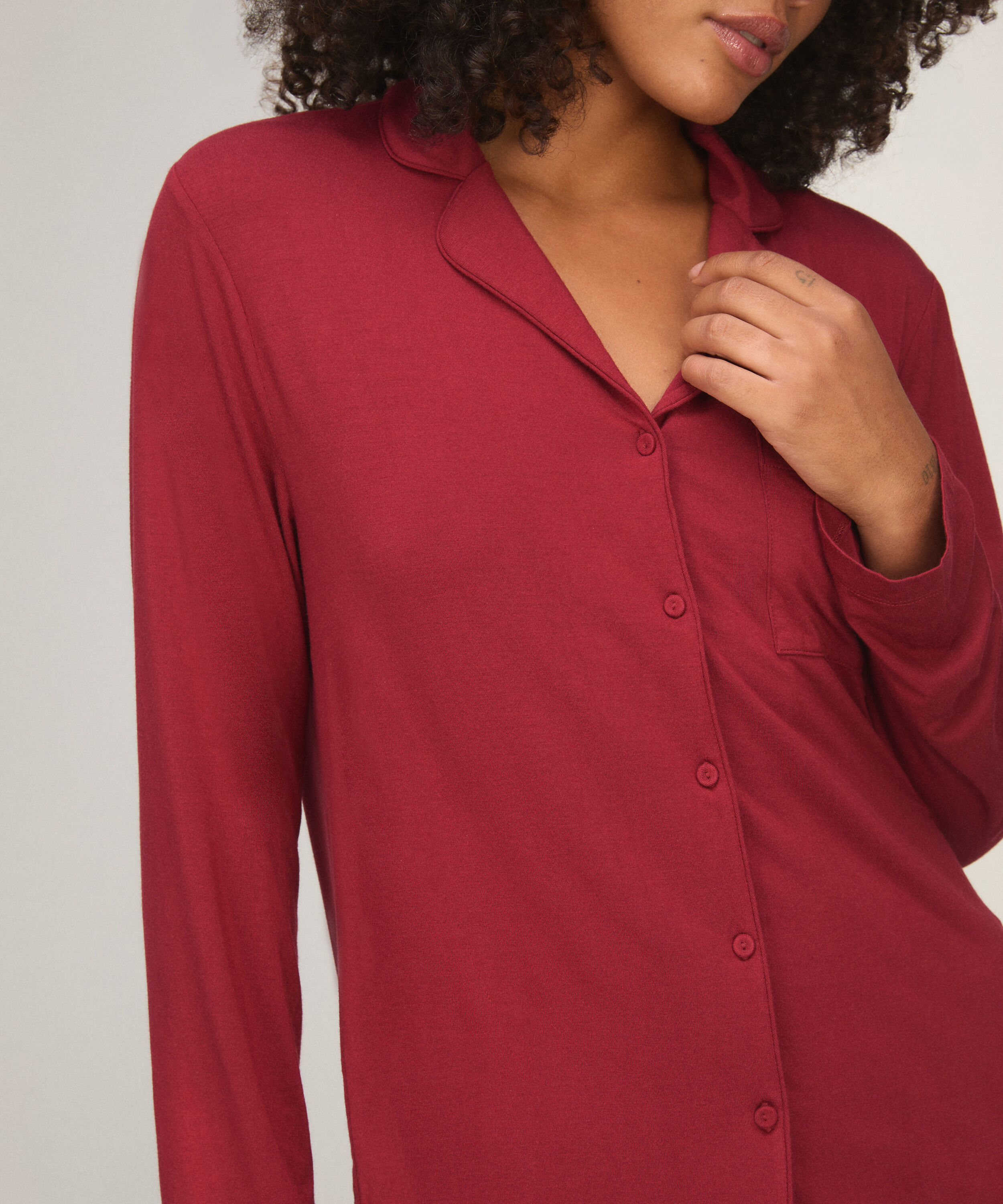 Essential Jersey Long-Sleeved Jacket