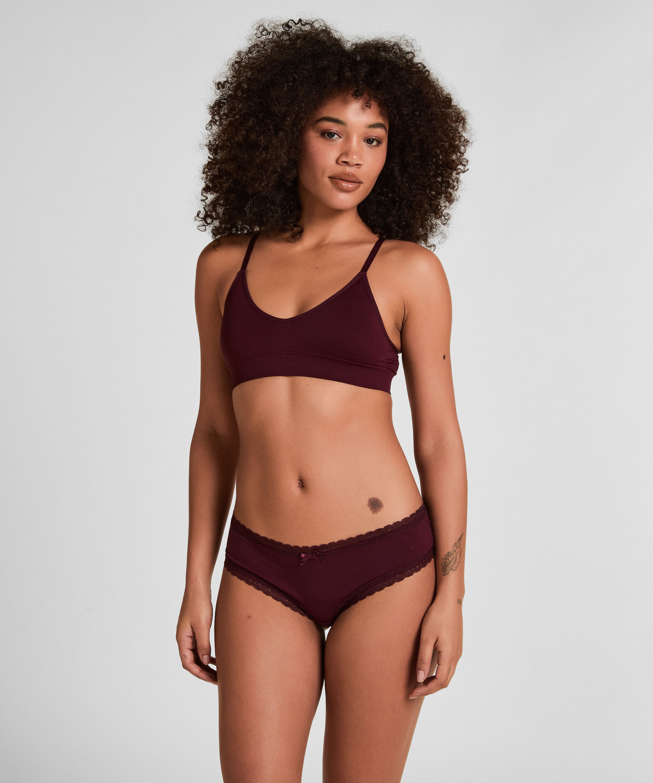 Georgia Cotton Brazilian, Red Georgia Cotton Brazilian, Red