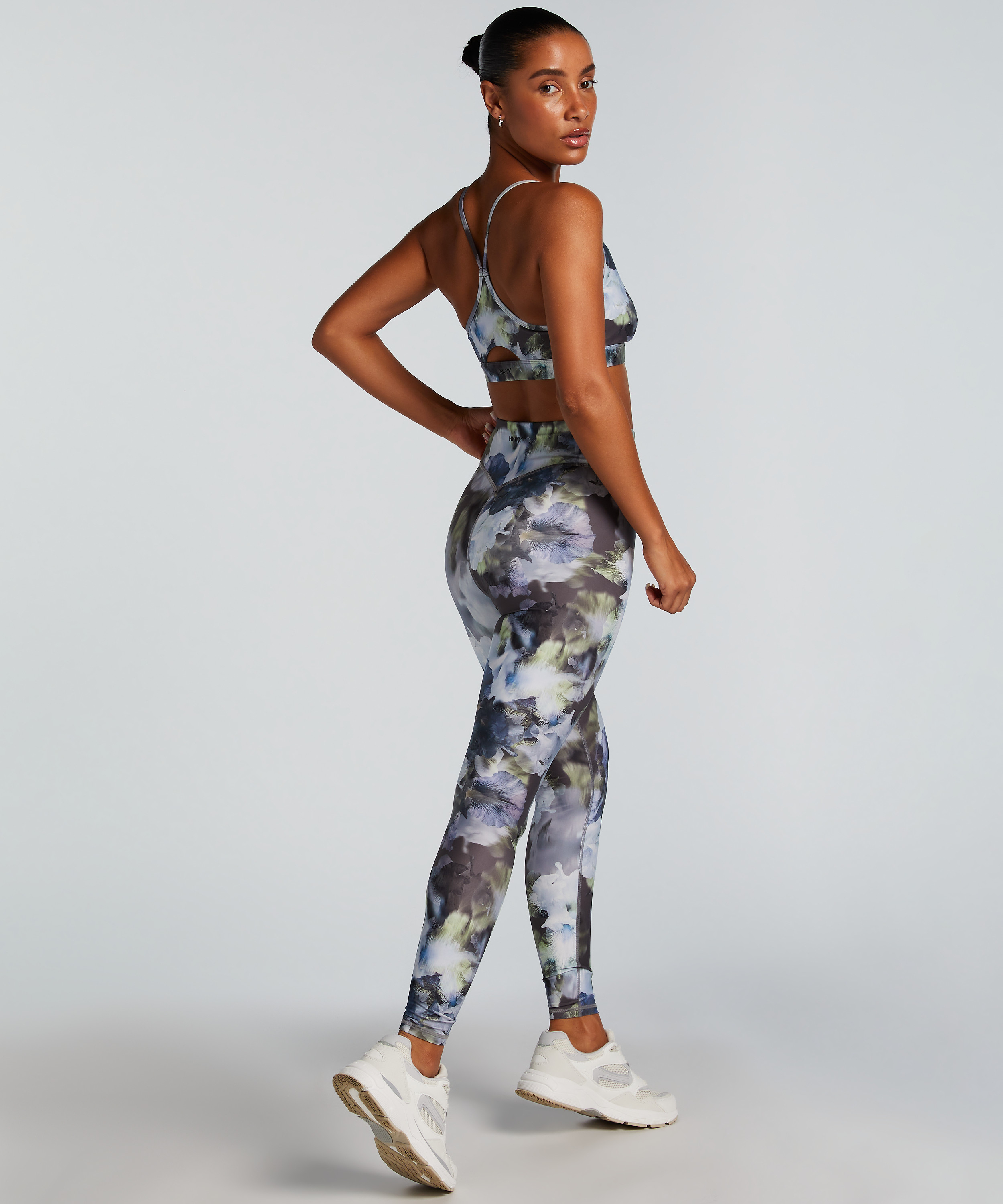 HKMX Sports Bra Level 1, Grey, main