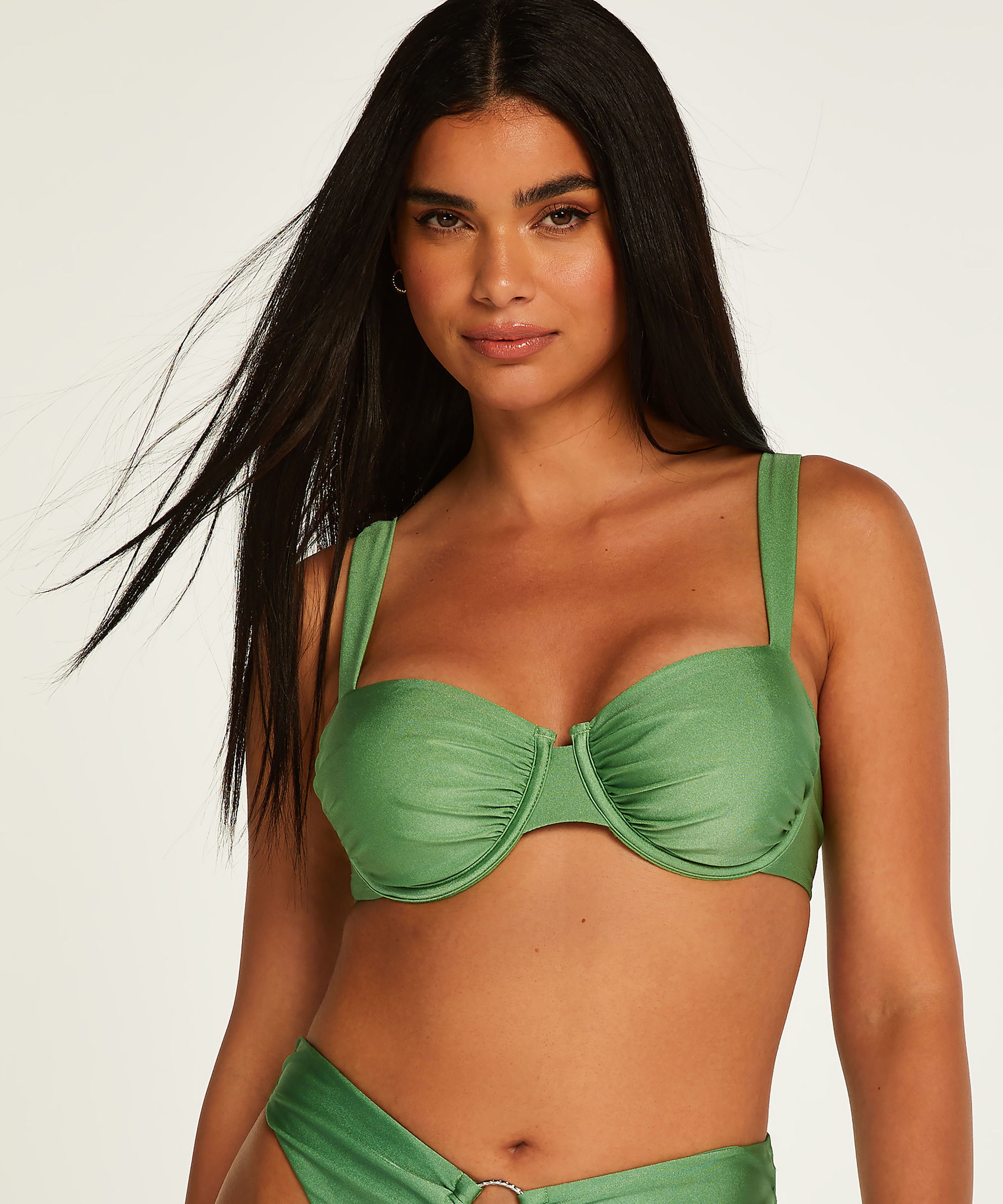 Mauritius non-padded underwired bikini top, Green, main