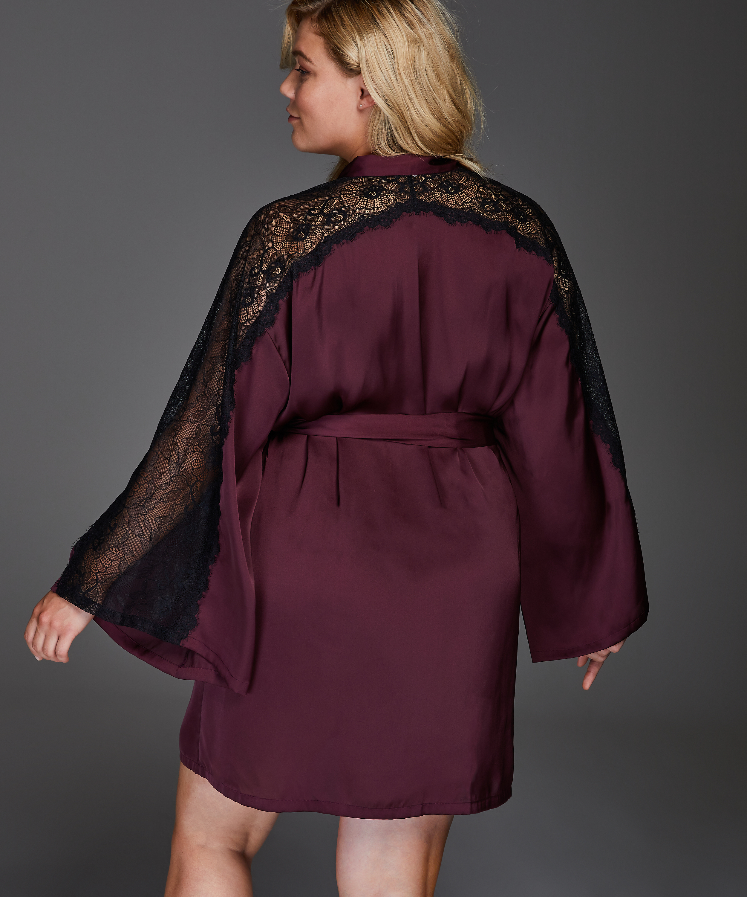 Nadia Satin Kimono, Red, main