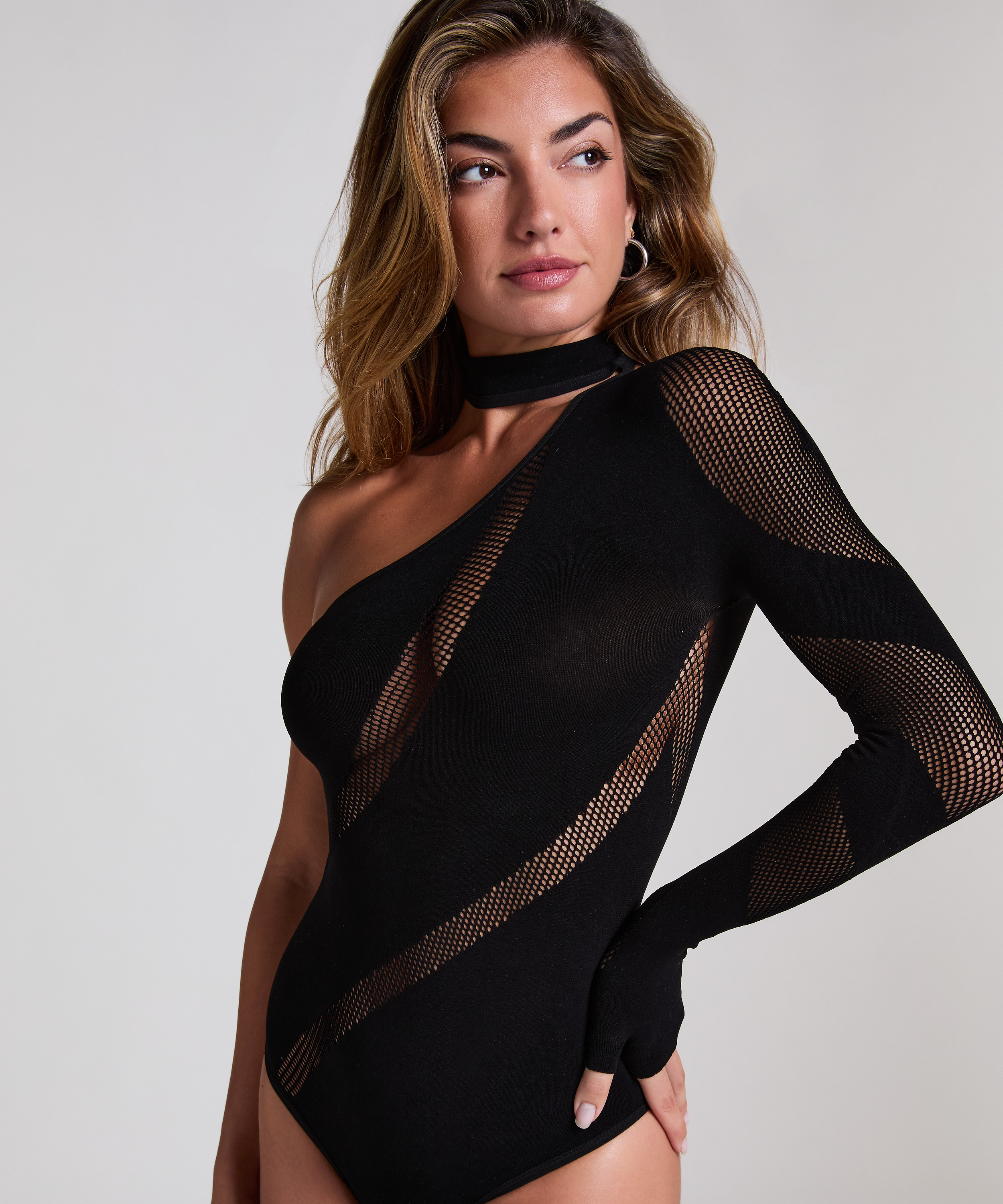 Assymetric Body, Black, main