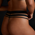 Kat Thong, Black