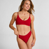 Dianne Bralette, Red