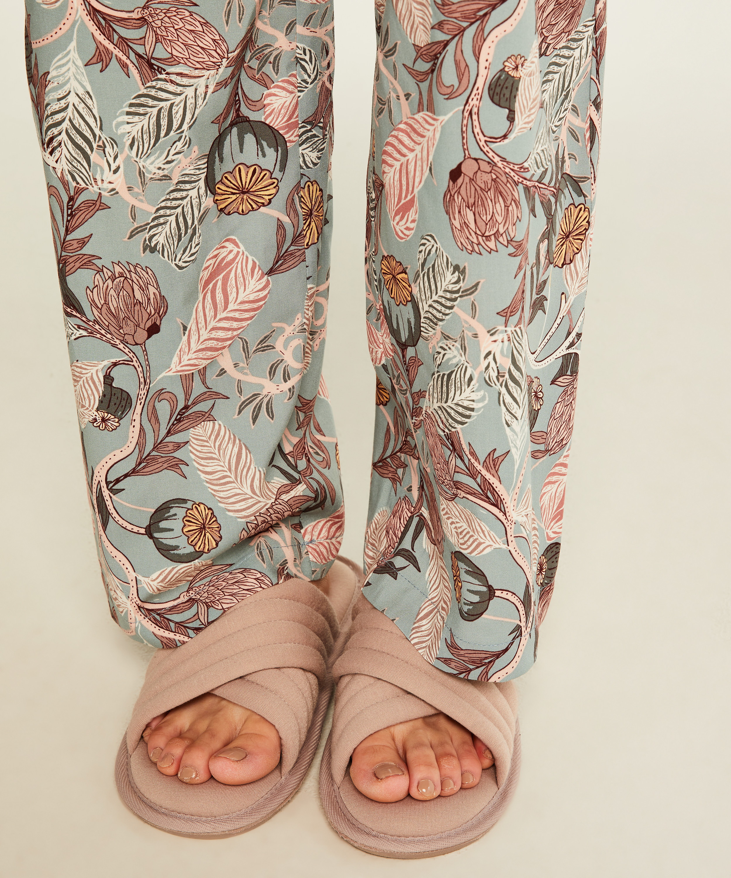 Mani Slippers, Pink, main