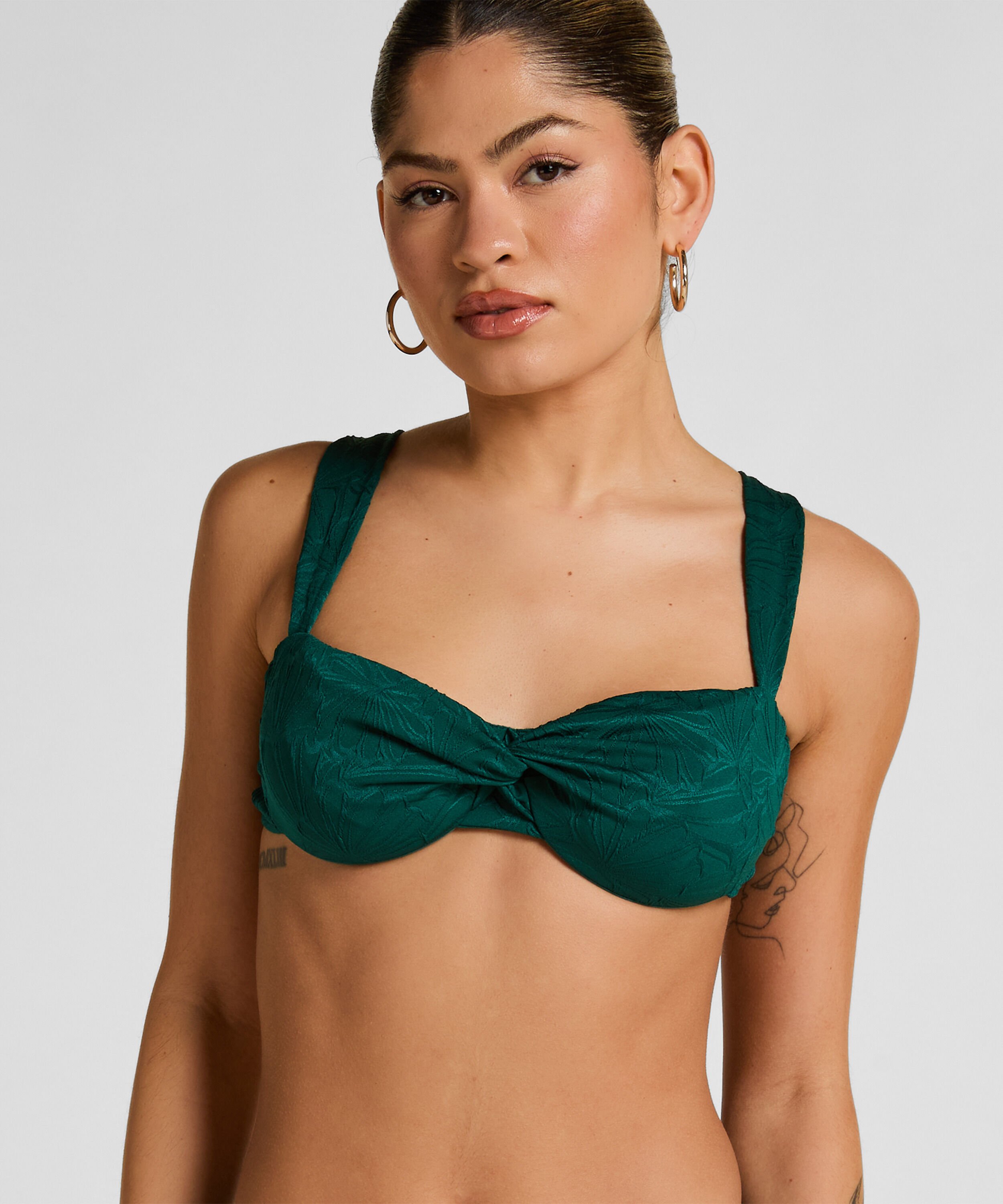 Azua Highleg Bikini Bottom, Green Azua Highleg Bikini Bottom, Green