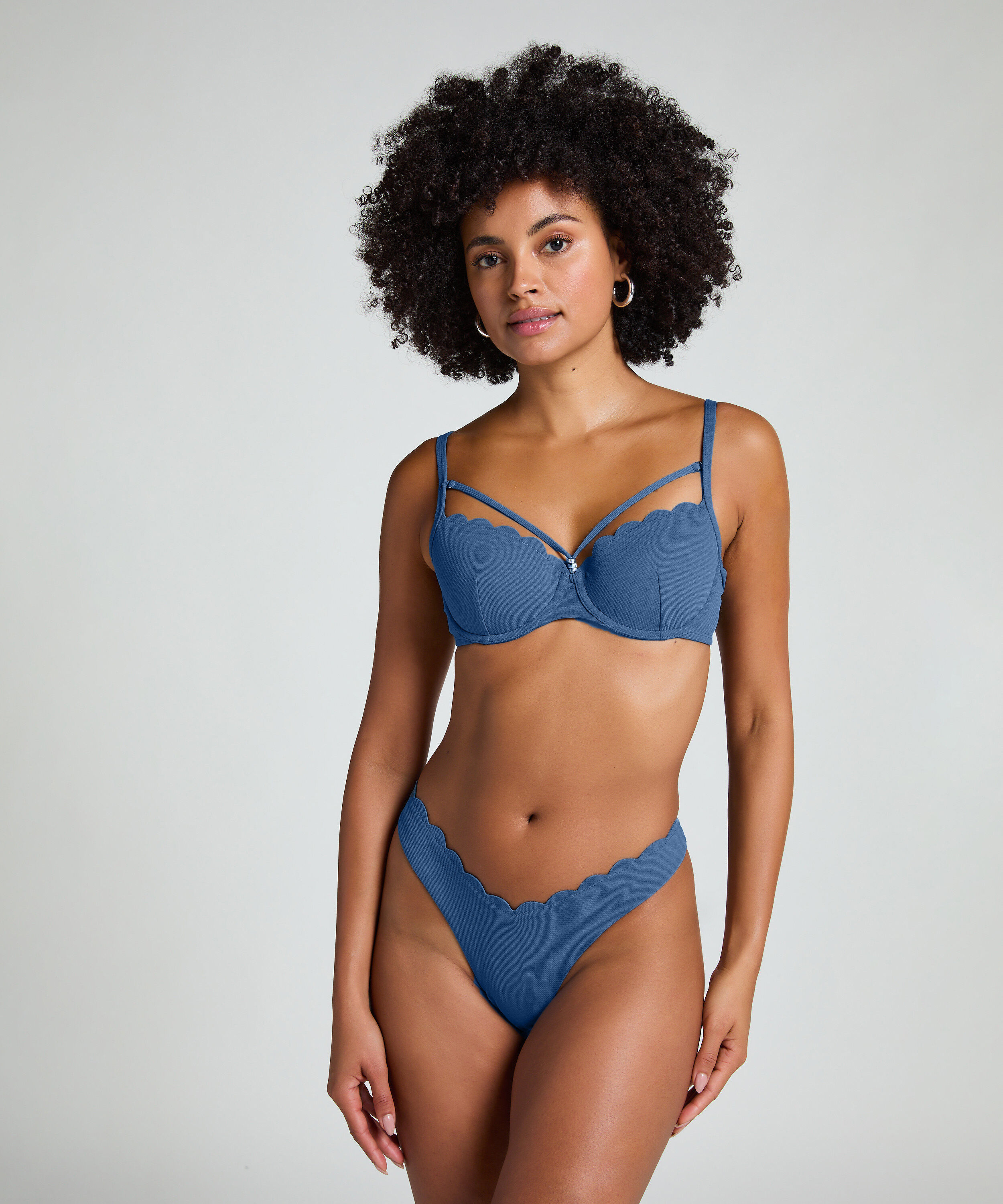Scallop Padded Underwired Bikini Top