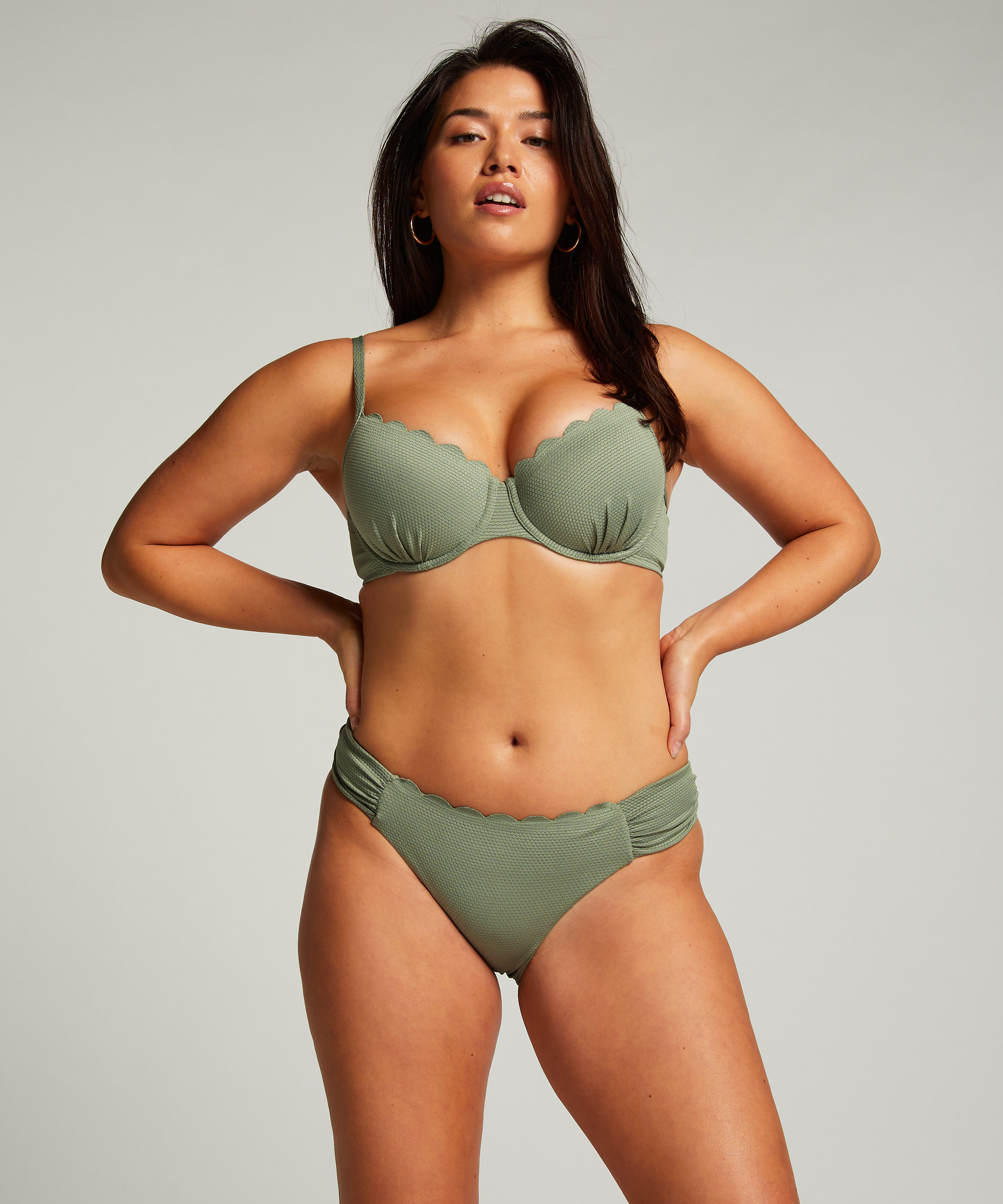 Scallop Padded Underwired Bikini Top, Green, main
