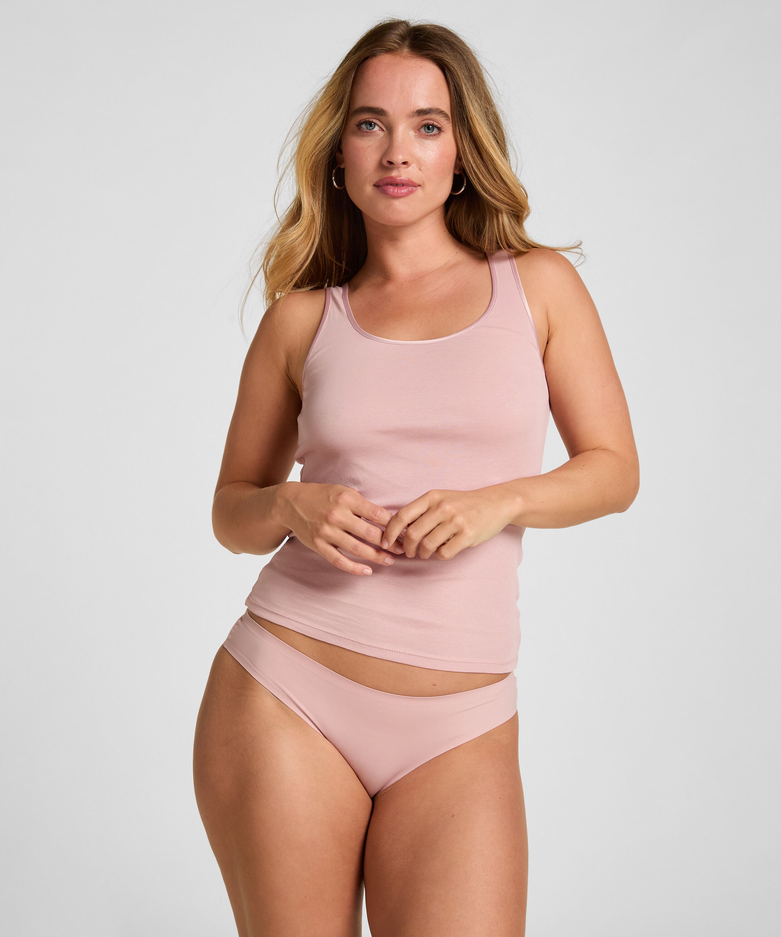 Singlet Elevated Basic