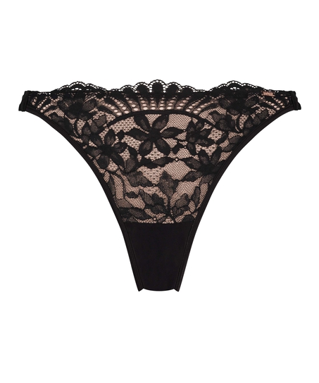 Antonia Thong, Black