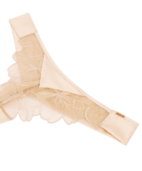 Emilia Thong, Yellow