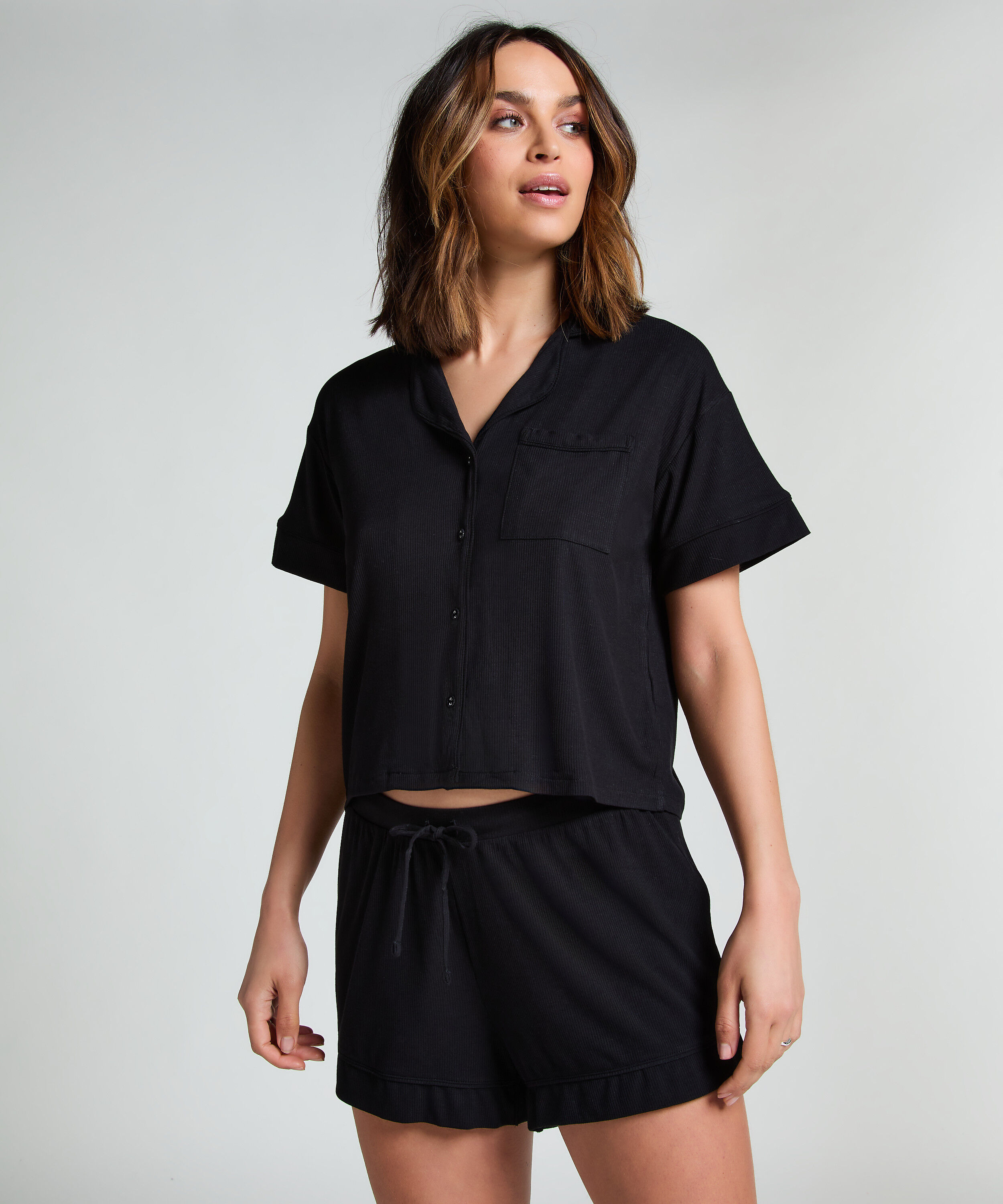 Essential Jersey Short-Sleeved Jacket, Black