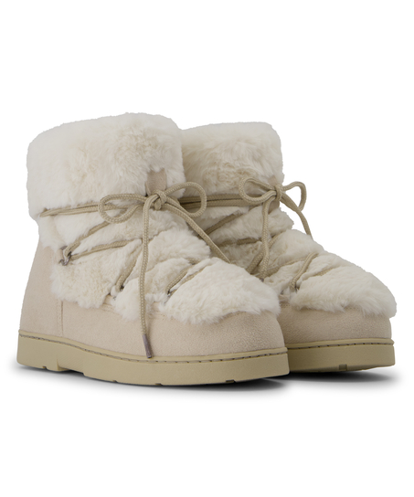 Lisa Boot, White