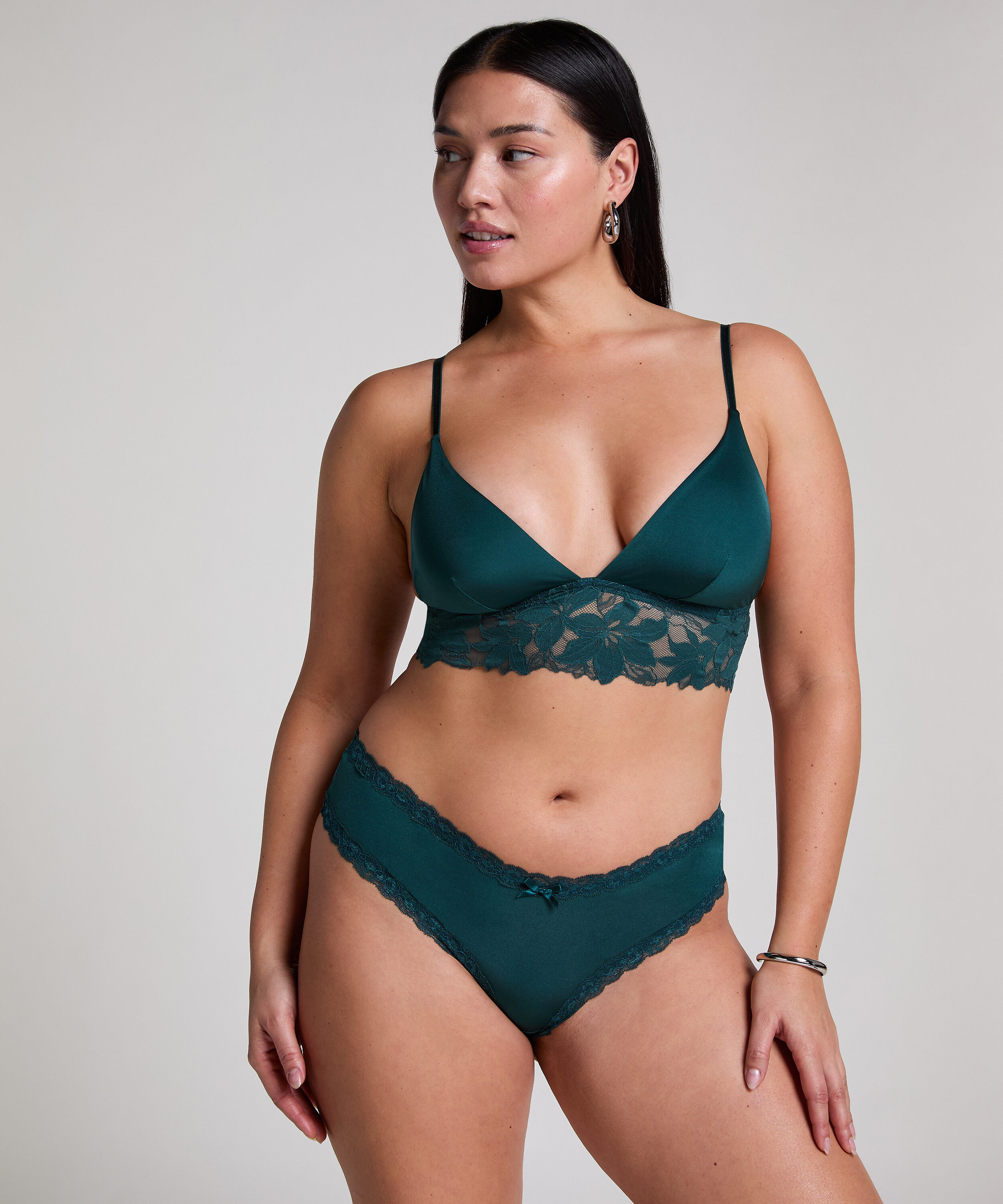 V-shape Mesh Brazilian, Green