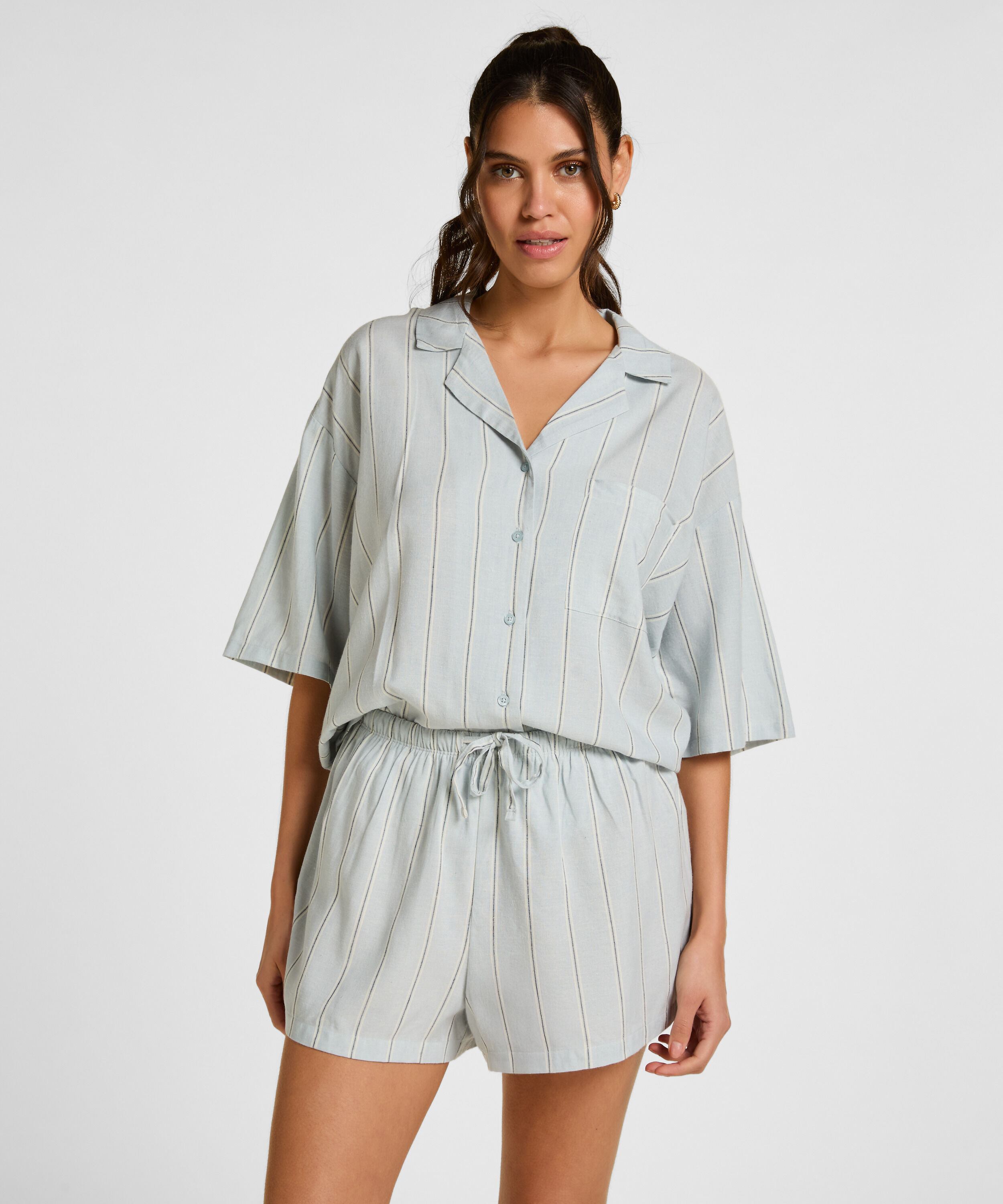 Short Linen, Blue Short Linen, Blue
