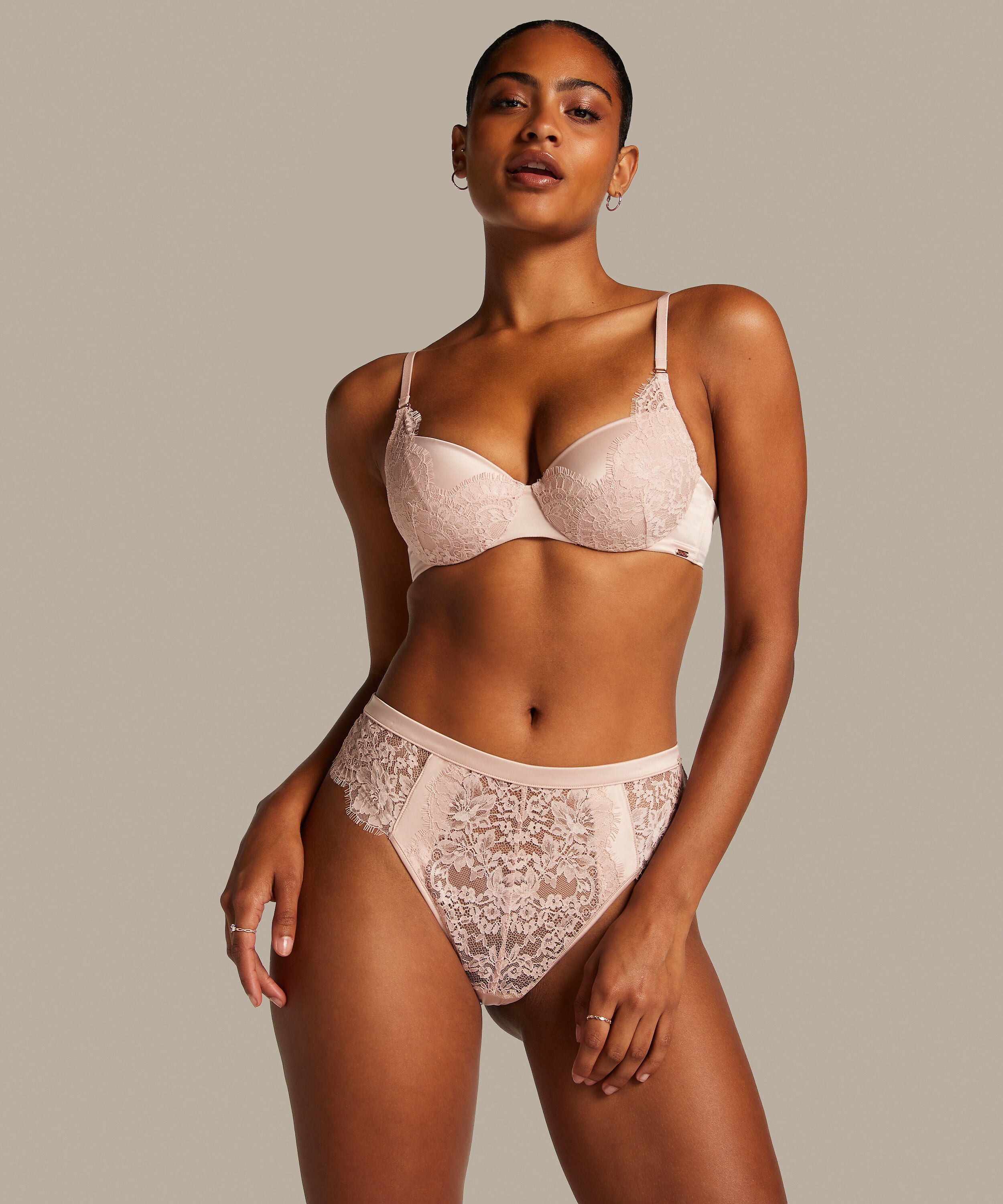 Thong Chalice, Pink