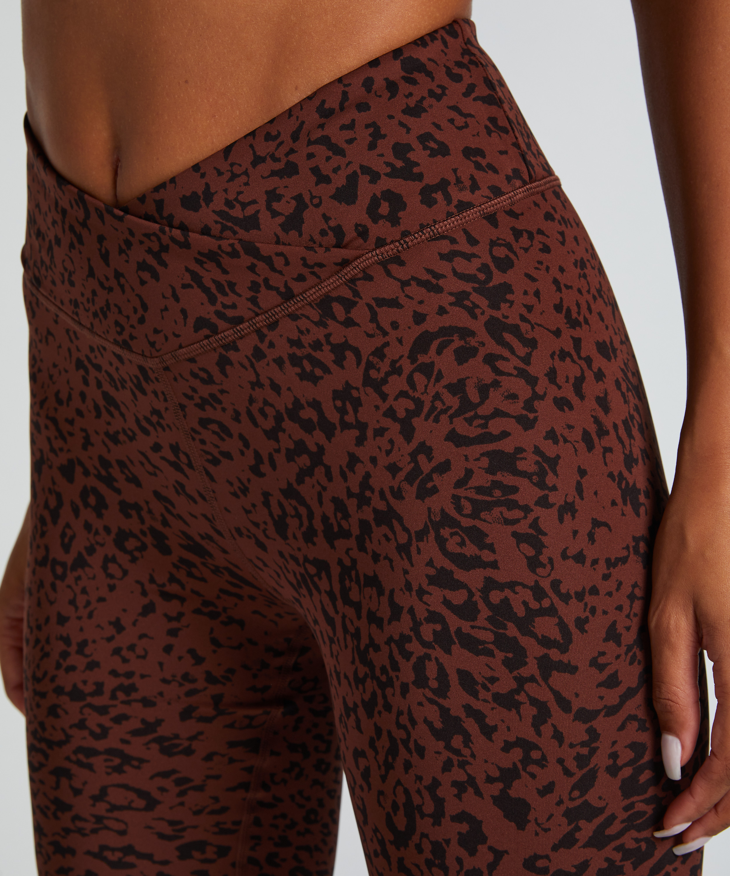 HKMX Crossed High Waisted Leggings, Brown, main