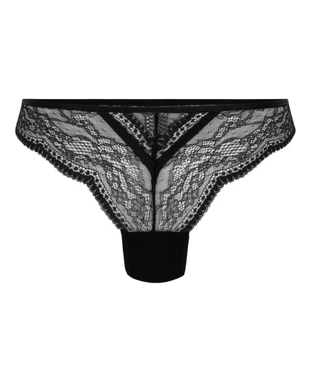 Isabelle Cheekini, Black