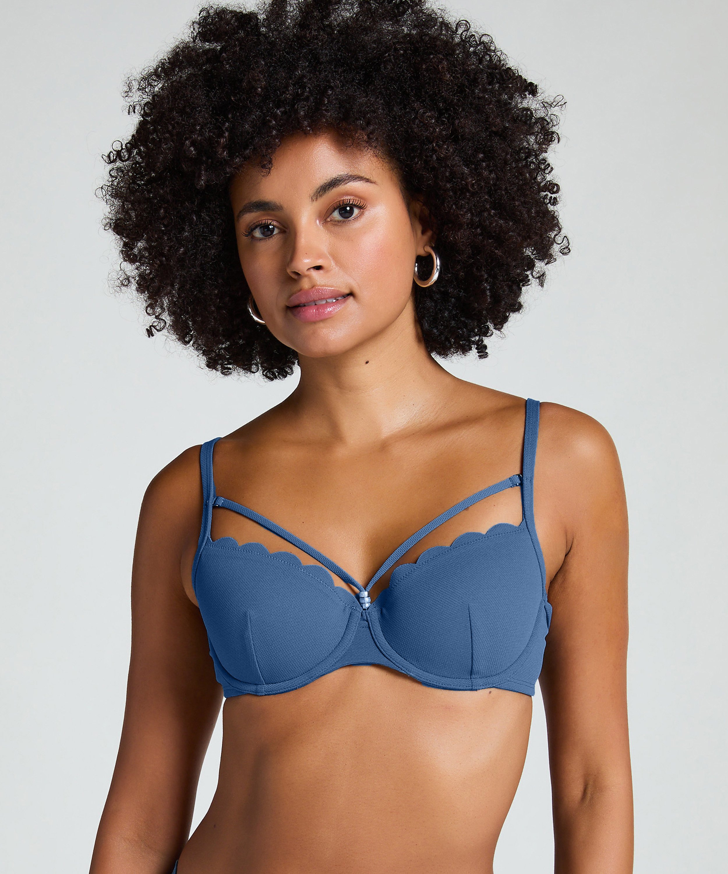 Scallop Padded Underwired Bikini Top, Blue, main