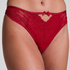 Juliette Thong, Red