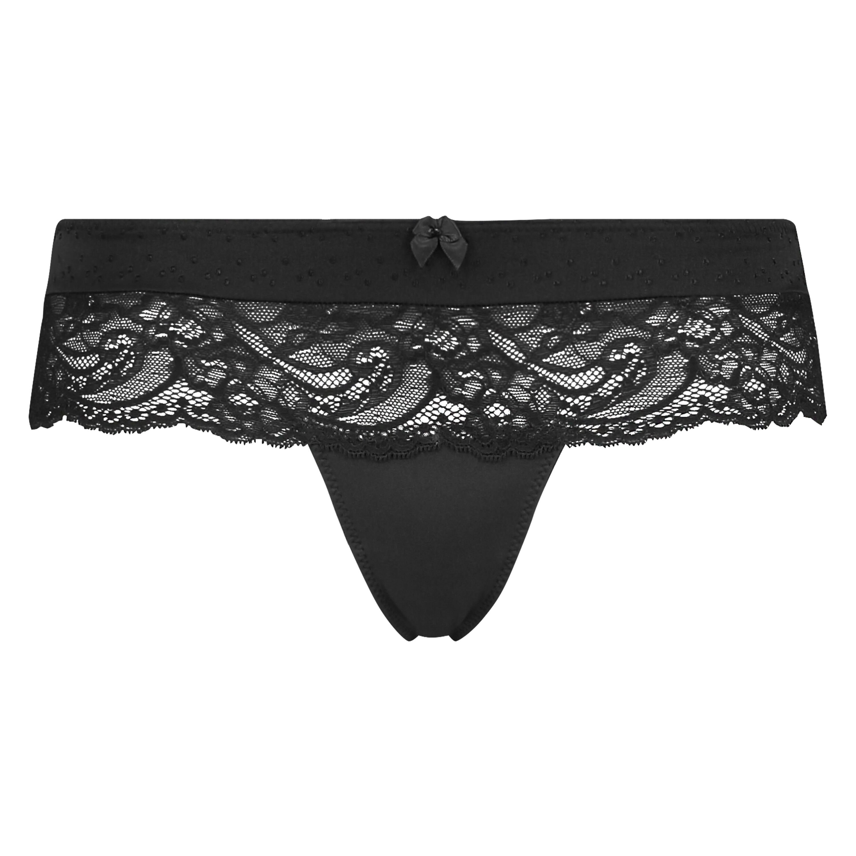 Sophie Boxerthong, Black