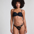 Irina Thong, Black