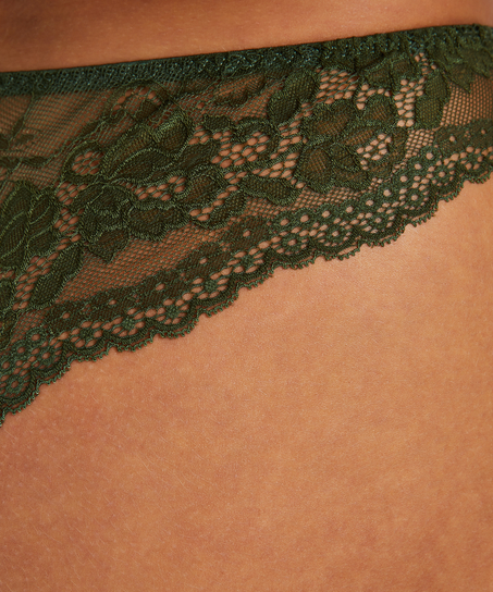 Chelsey Brazilian, Green