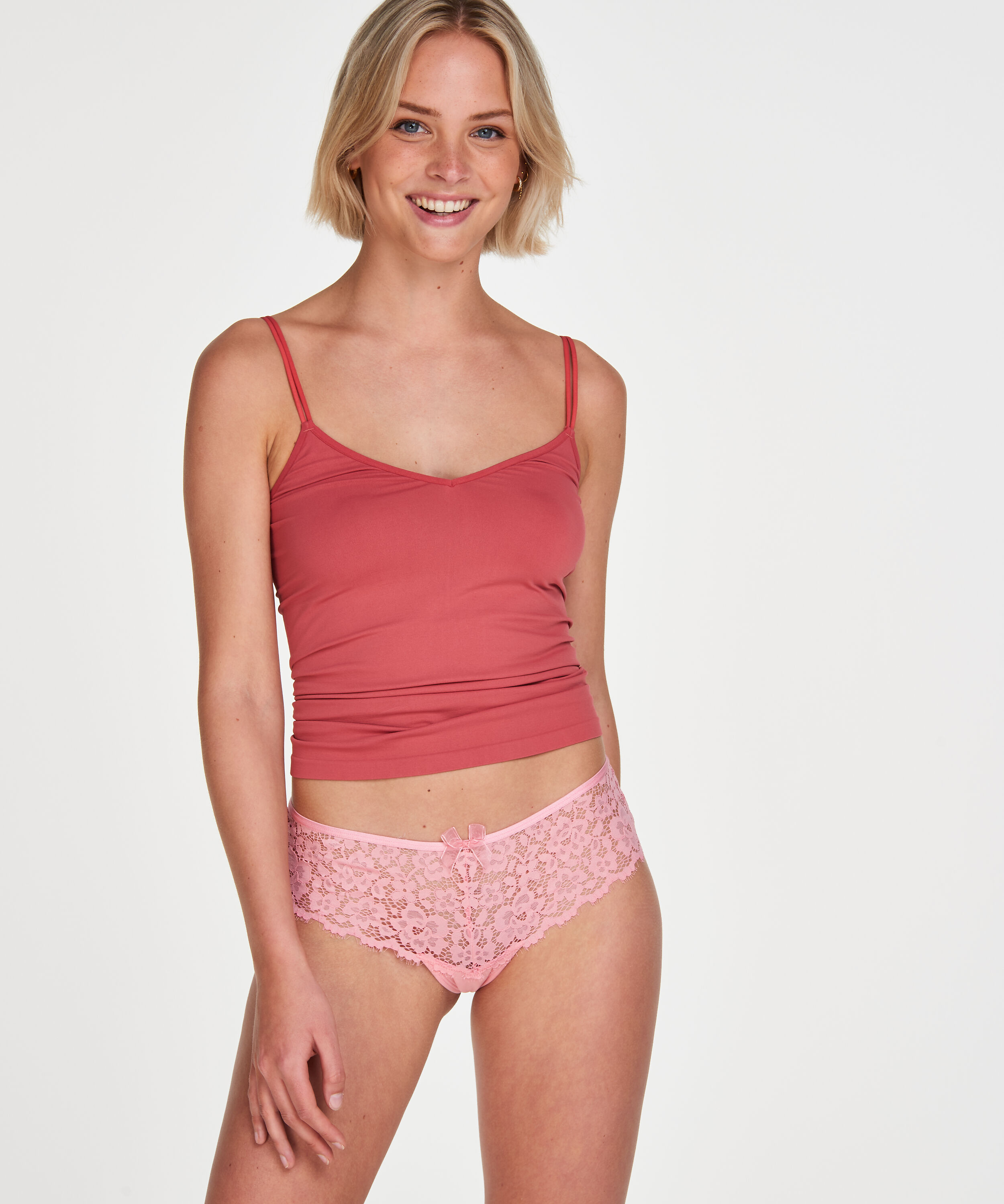 Roxey Brazilian, Pink