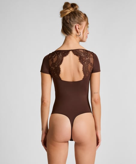 Becky Body, Brown