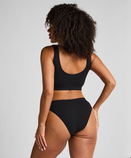 Dianne Brazilian, Black