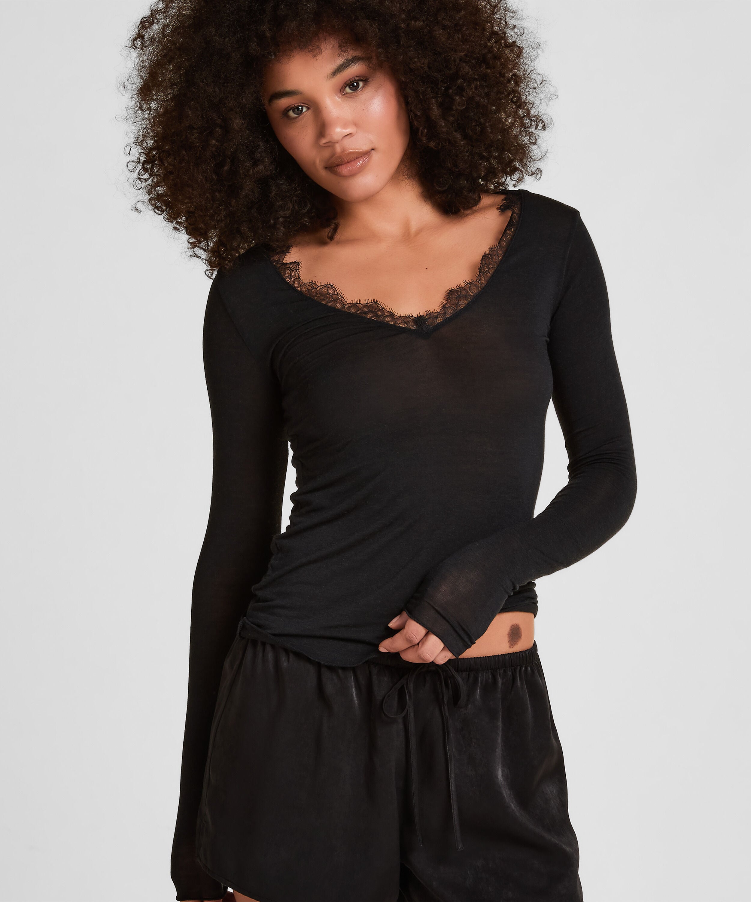 super soft Lace V-Neck shirt with Cashmere, Black super soft Lace V-Neck shirt with Cashmere, Black