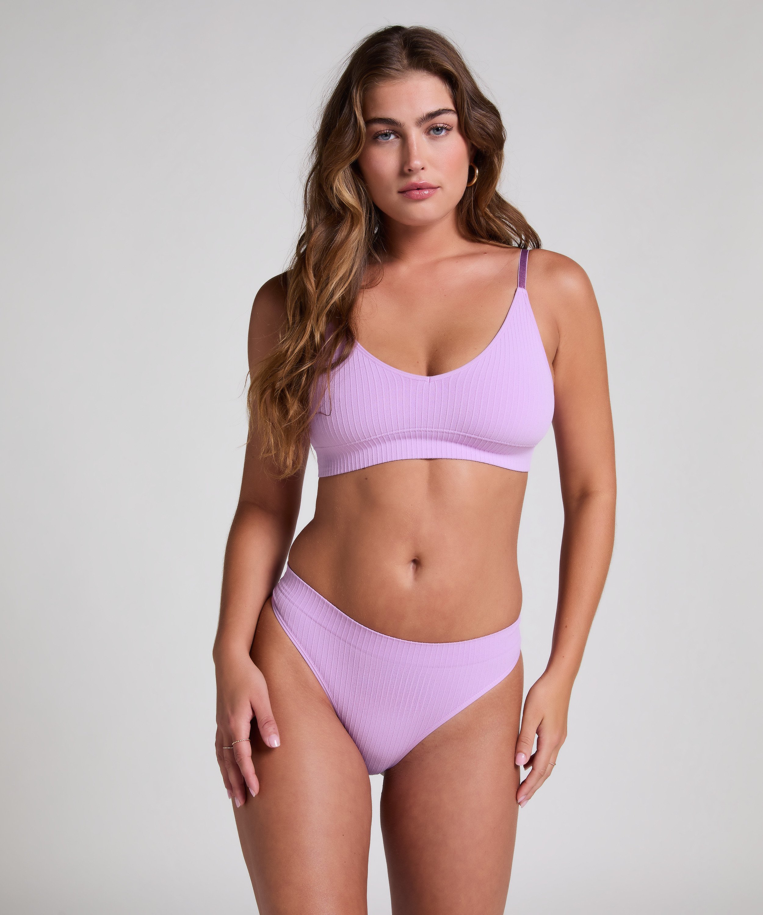 Dianne Bralette, Purple, main