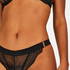 Hana Thong, Black
