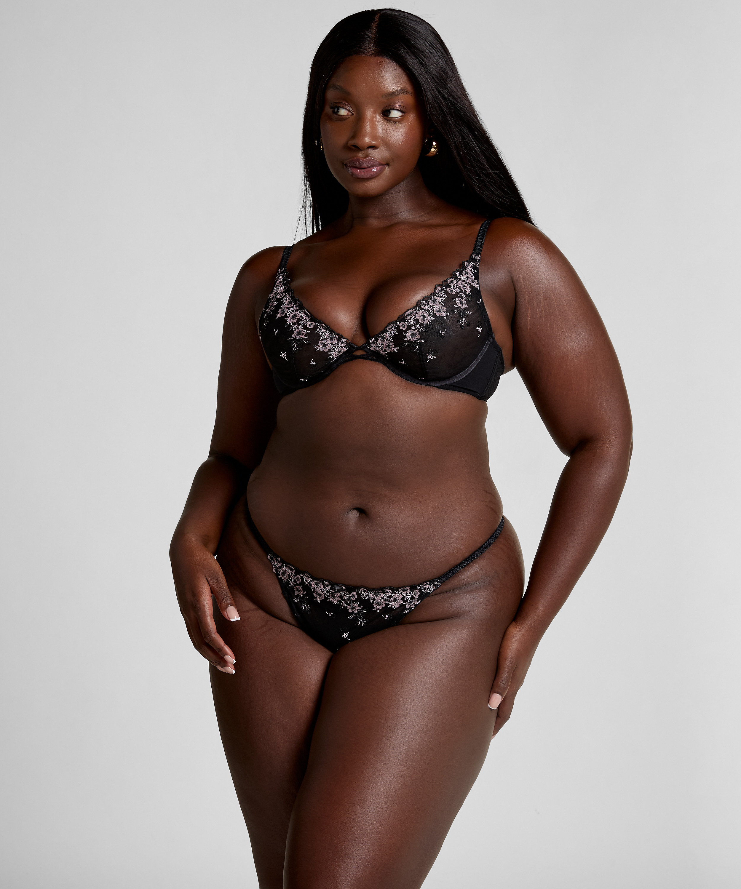 Chloe Non-Padded Underwired Bra, Black, main