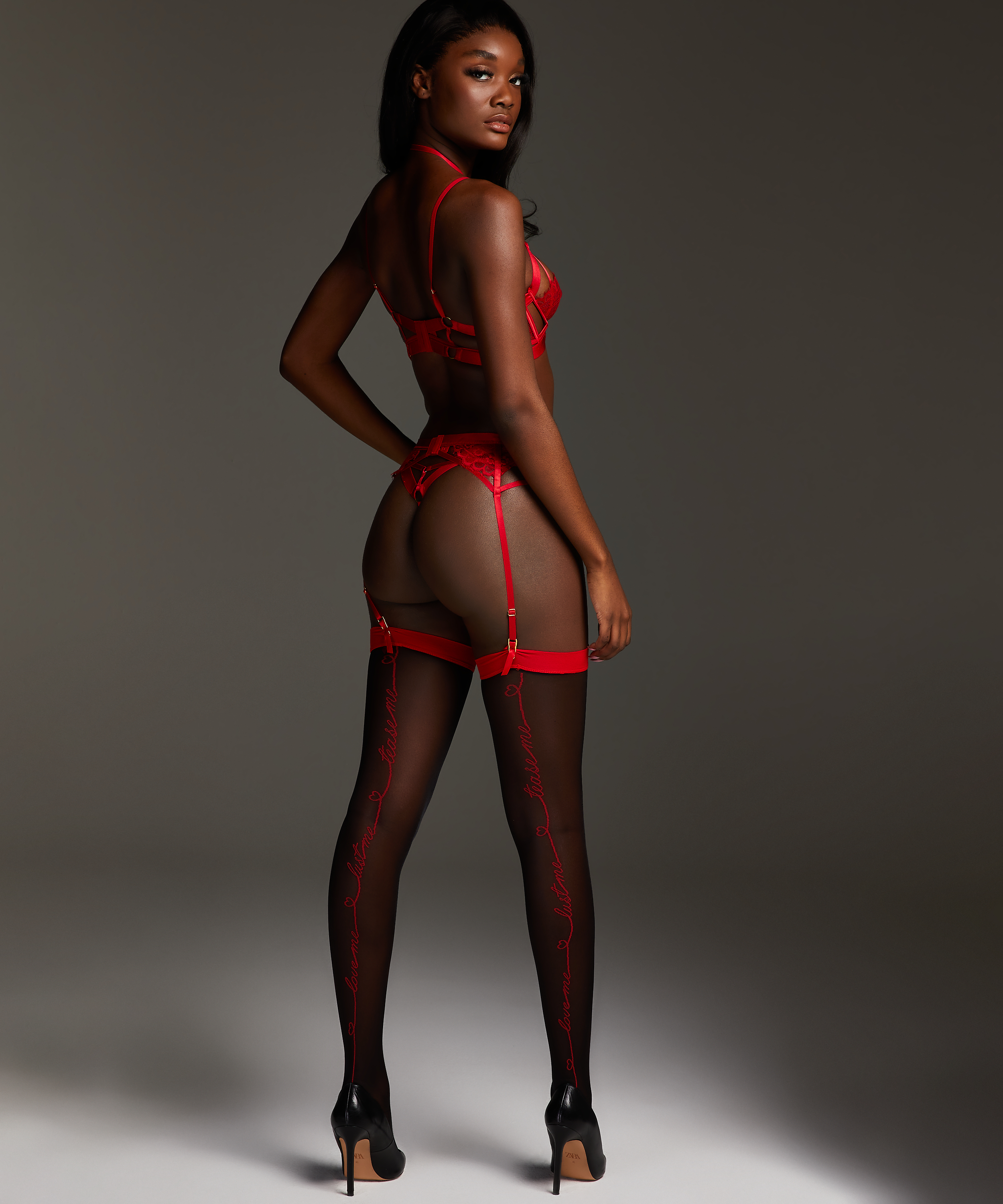 Text Stocking 15 Denier Private, Red, main